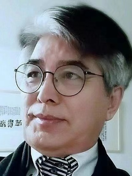 陈靛